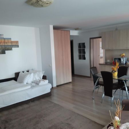Apartament Marcel - Coresi Mall Brašov Exteriér fotografie